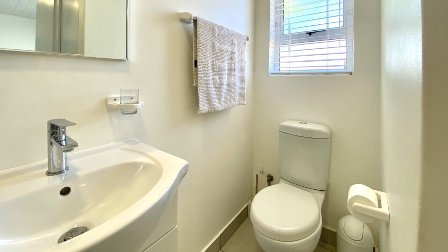 3 Bedroom Property for Sale in Dwarskersbos Western Cape